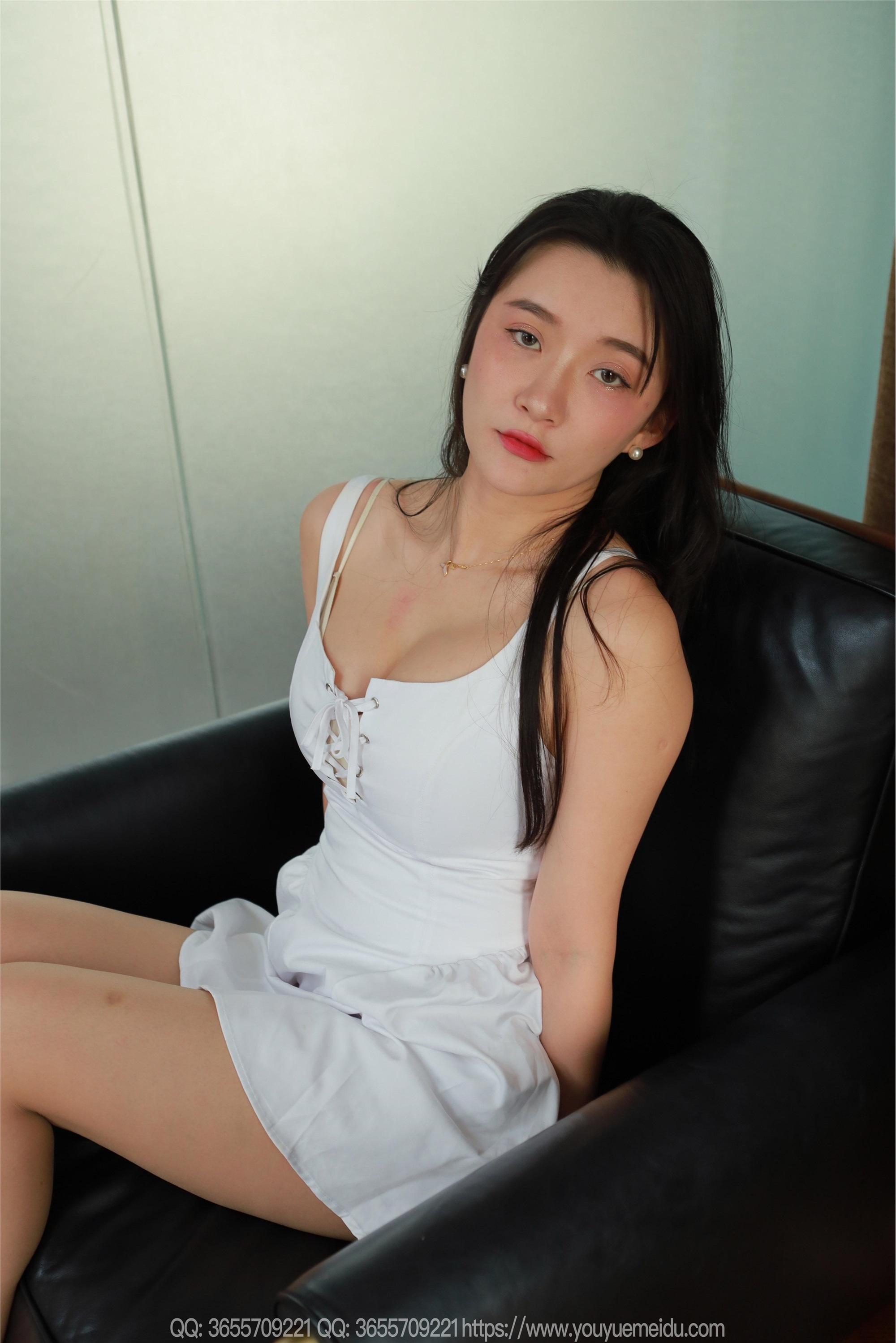 IESS异思趣向  2025.03.12 丝享家 1999 秋秋《低胸白裙（上）》